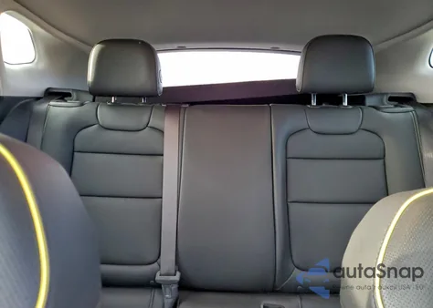 2025 Chevrolet Trax Activ z USA, uszkodzony, nr VIN KL77LKEP3SC193640